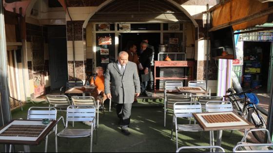 أرباب المقاهي والمطاعم بزاكورة يناشدون عامل الإقليم للتدخل بخصوص قرار “إزالة الب…