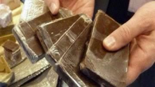 سقوط تاجر مخدرات في قبضة درك زاكورة تمكنت عناصر المركز الترابي للدرك الملكي بز…