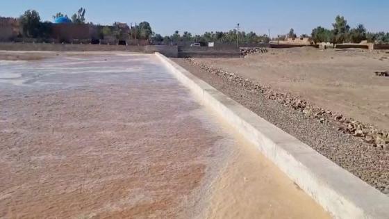 شريان الحياة يعود: وصول السيول لعتبة الوادي بمحاميد الغزلان لإنعاش الآبار. “توث…